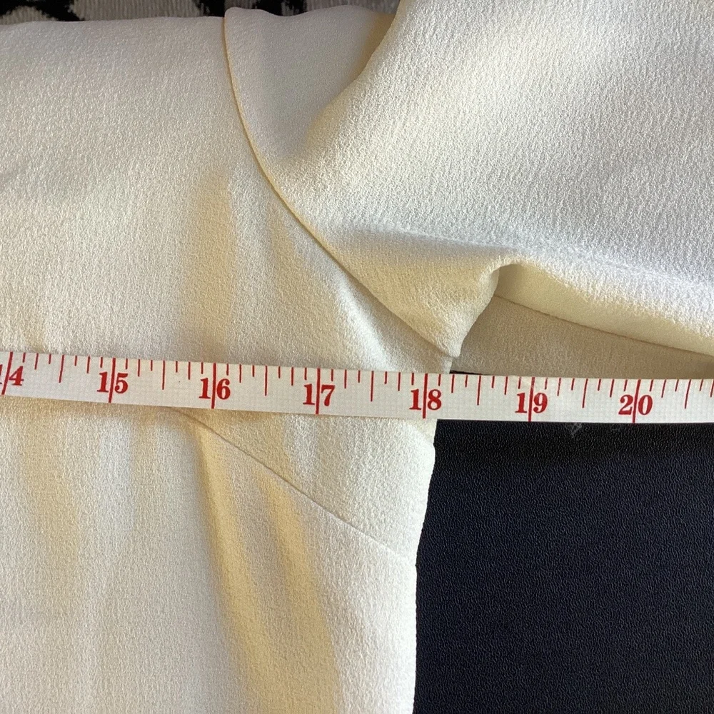 Gal Meets Glam Cream Tie-Neck‎ Dress – Size 2 - Picture 6 of 7